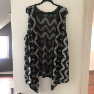 Studio 8 Open woven vest - plus size 3x